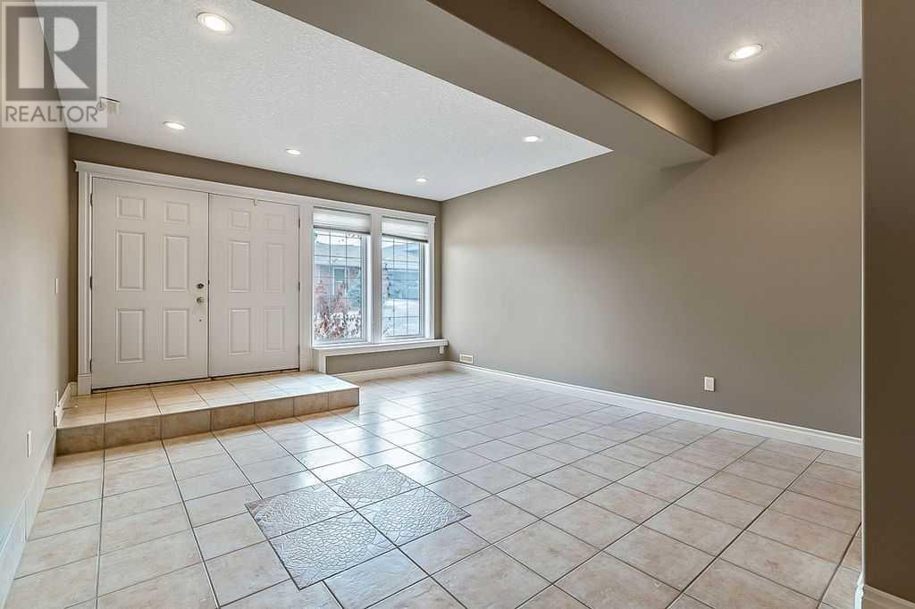 13 Prominence Path SW