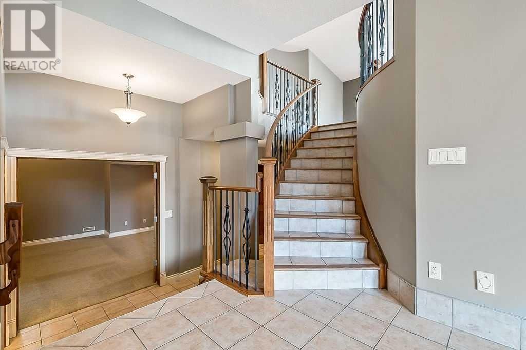 13 Prominence Path SW