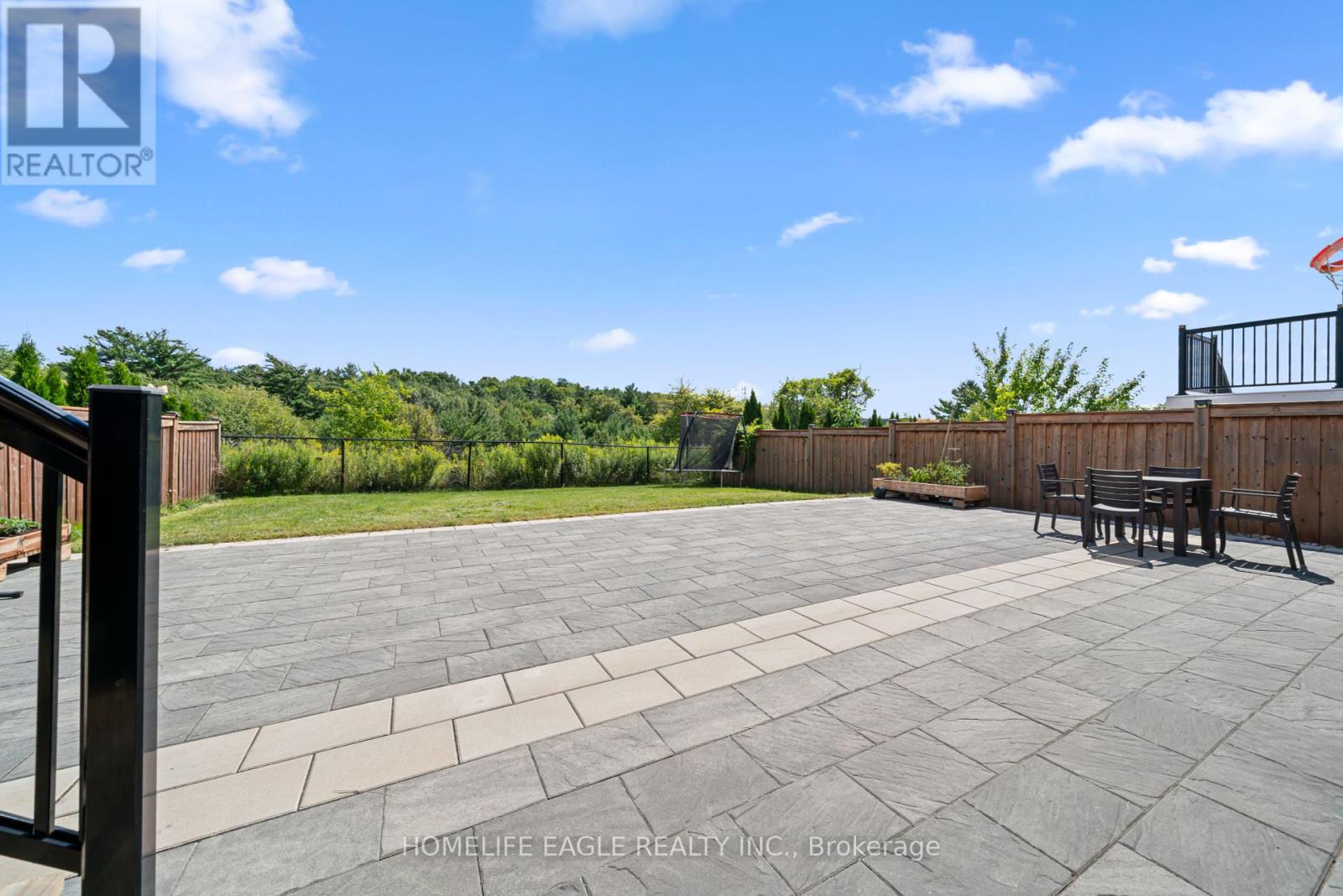 545 CLIFFORD PERRY PLACE