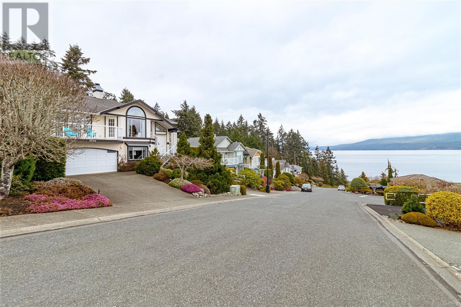 3716 Marine Vista