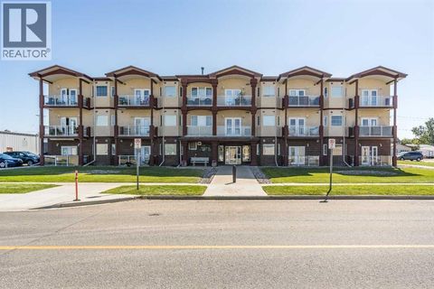 209, 105 Main Street S Redcliff AB T0J2P0