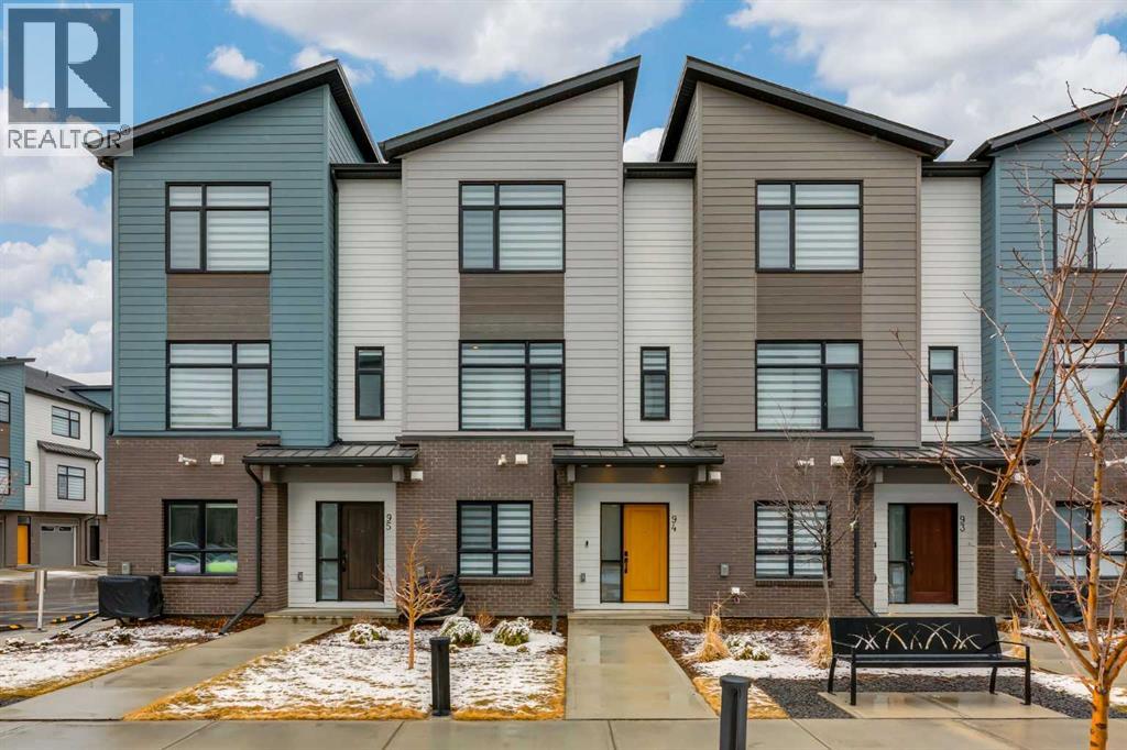 94, 903 Mahogany Boulevard SE