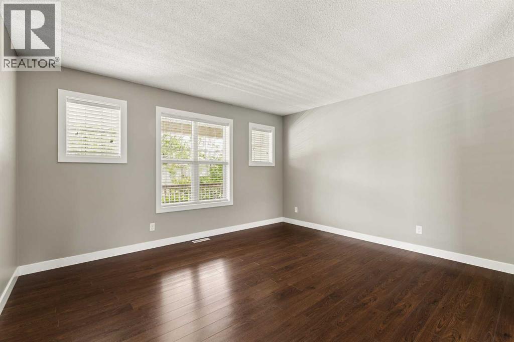 218 Kingsbridge Road SE