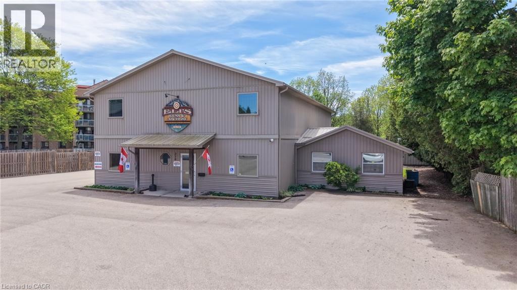 316 QUEENSWAY W