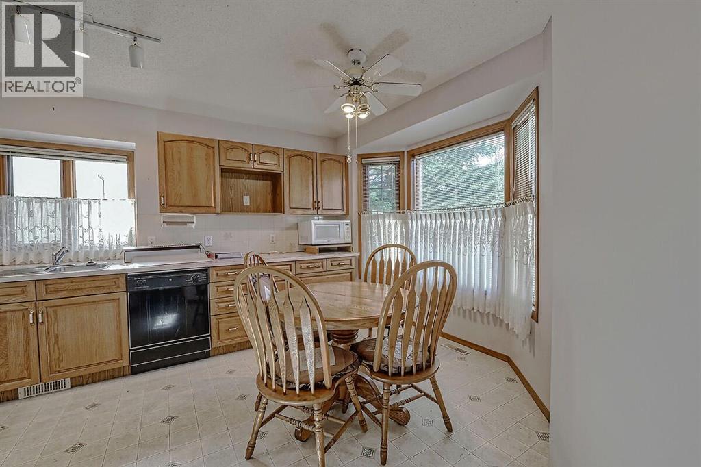 37 Edgepark Villas NW