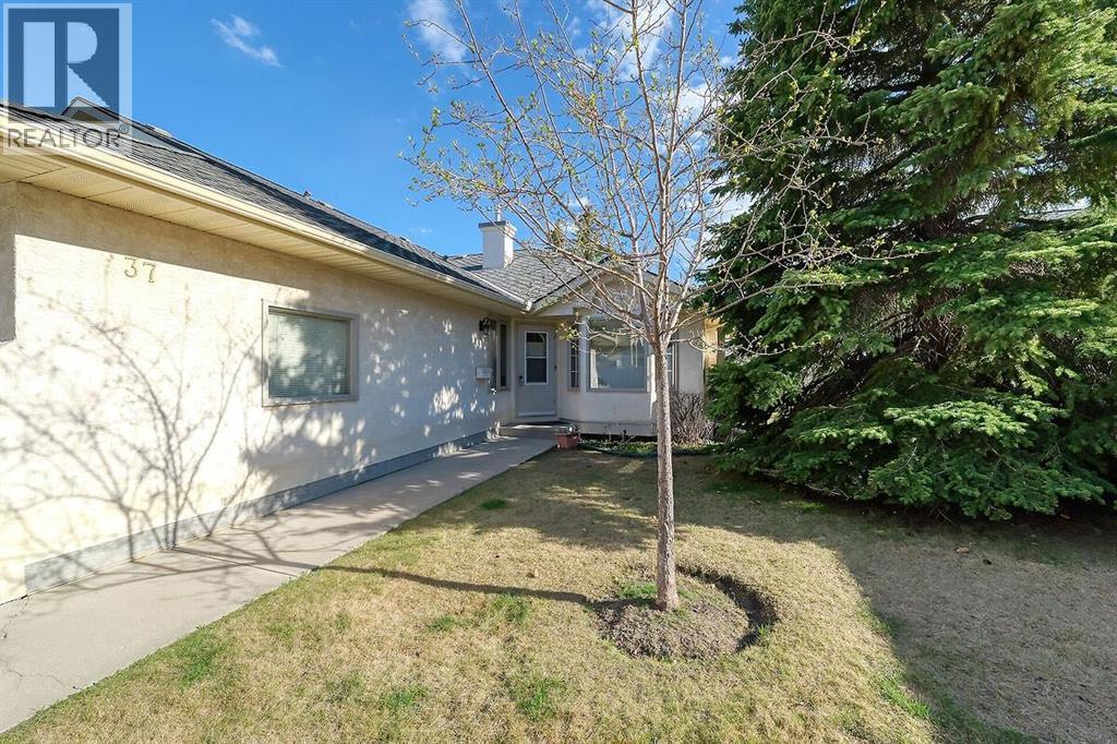 37 Edgepark Villas NW