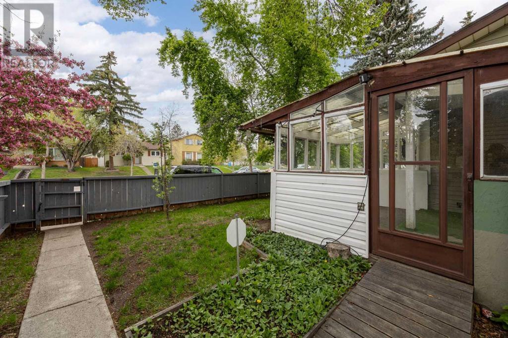 92 Erin Woods Drive SE