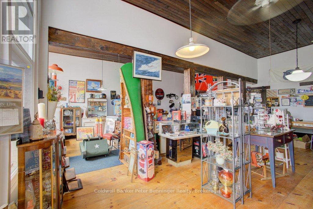 352 QUEEN STREET N