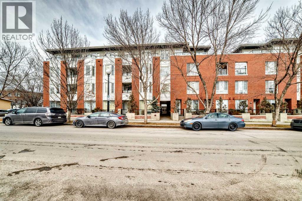 204, 830 Centre Avenue NE