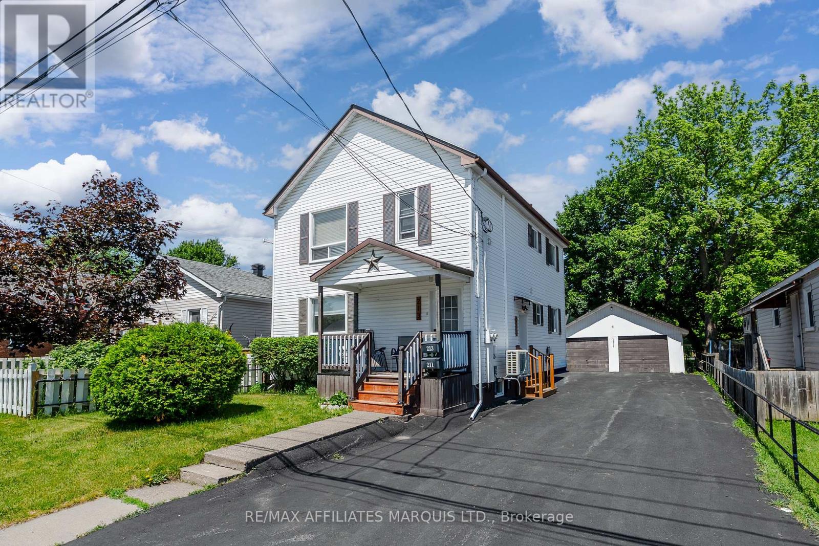 Photo 1 of 50 — 213 8TH STREET E, Cornwall, ON K6H2S6