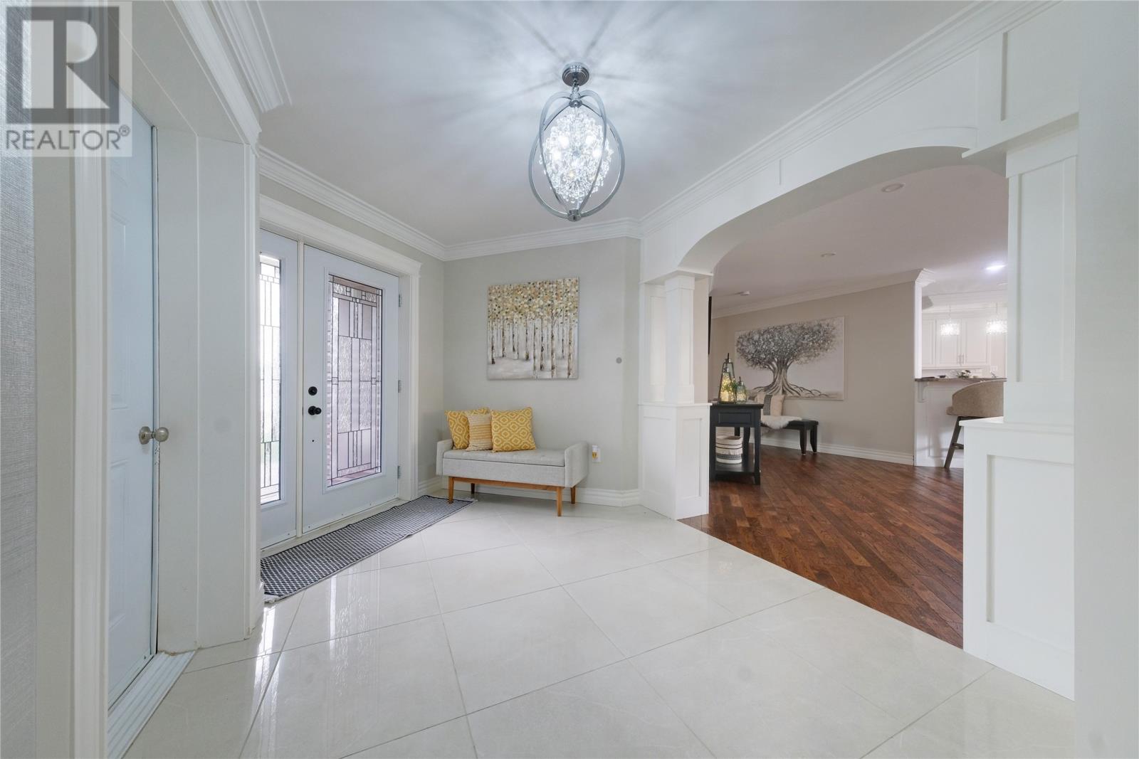 3 South Brook Drive