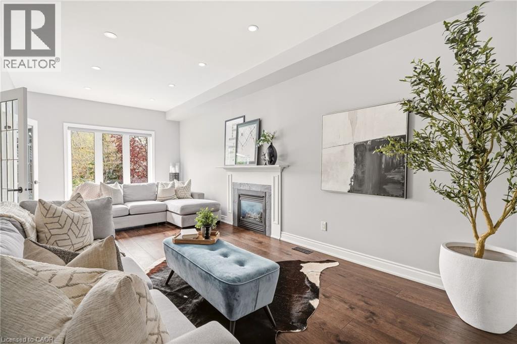 5 VOLTERRA Court