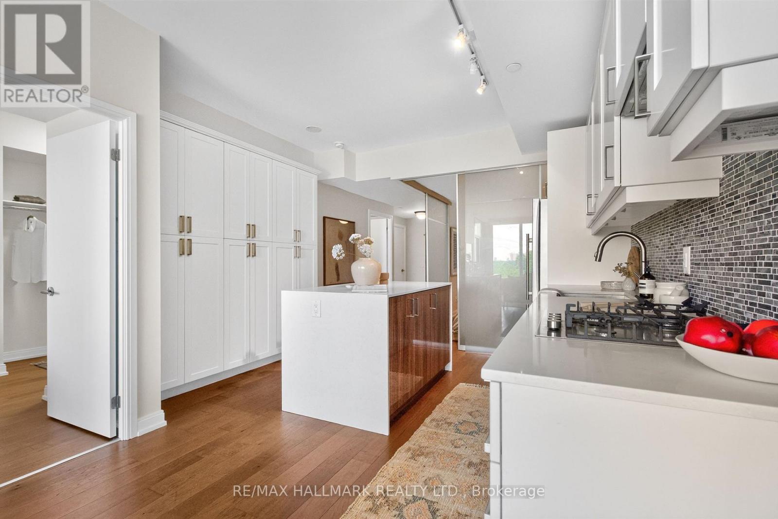 506 - 1100 KINGSTON ROAD