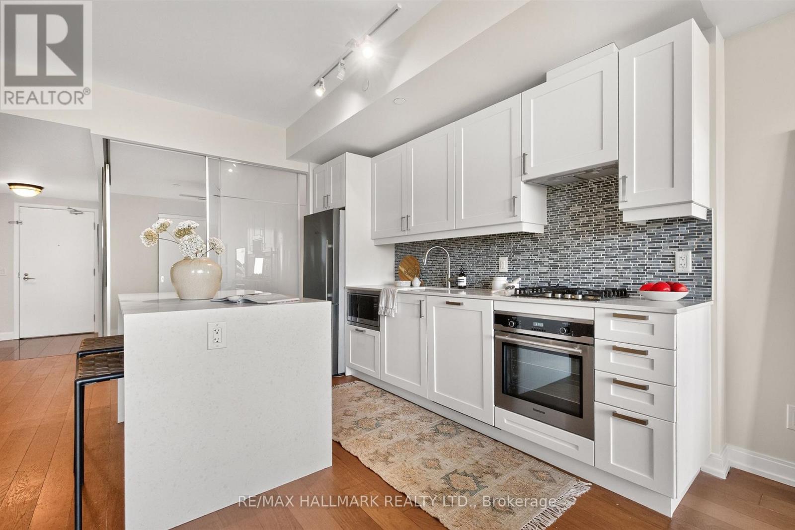 506 - 1100 KINGSTON ROAD