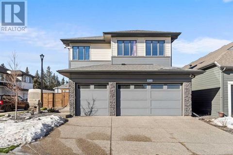 804 Shawnee Terrace SW Calgary AB T2Y0P6