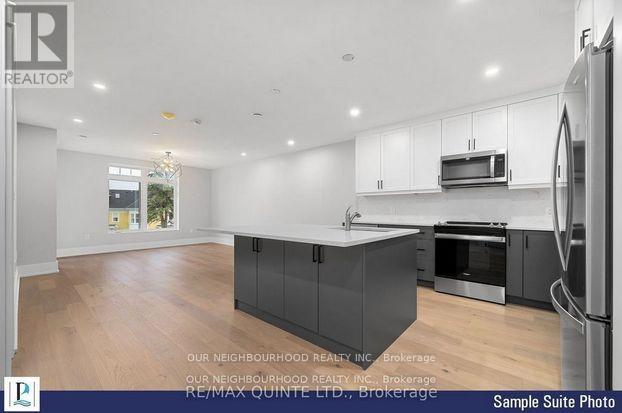 211 - 12 CLARA DRIVE