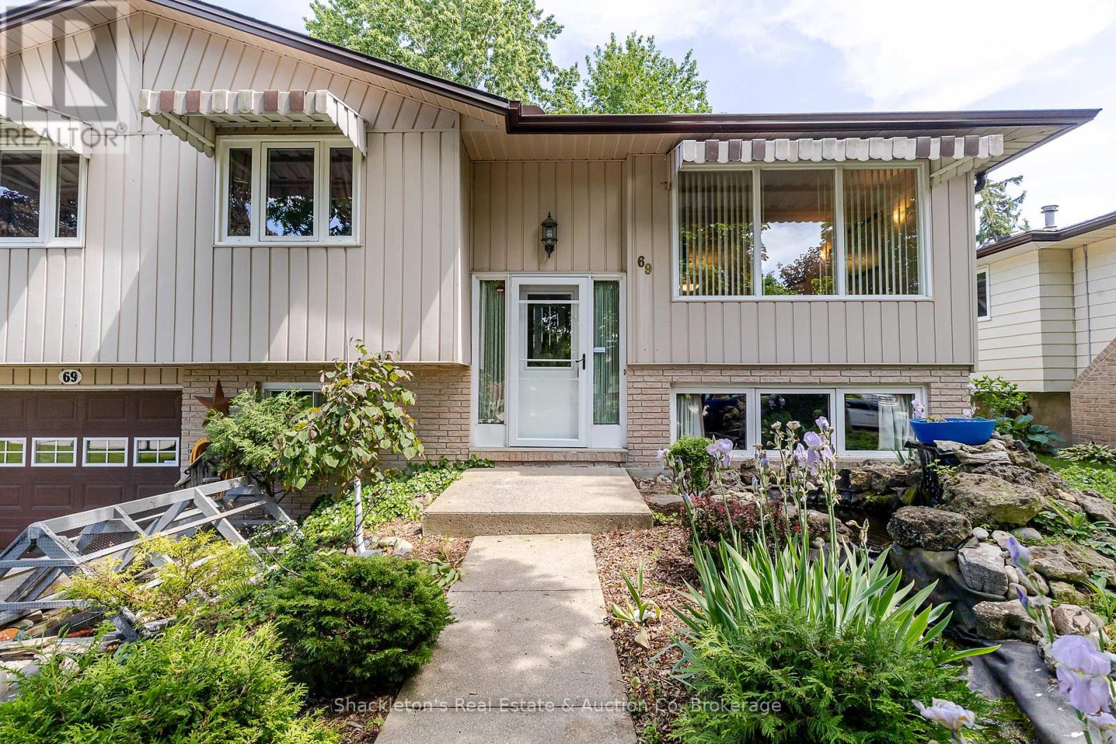 69 NETHERCOTT DRIVE