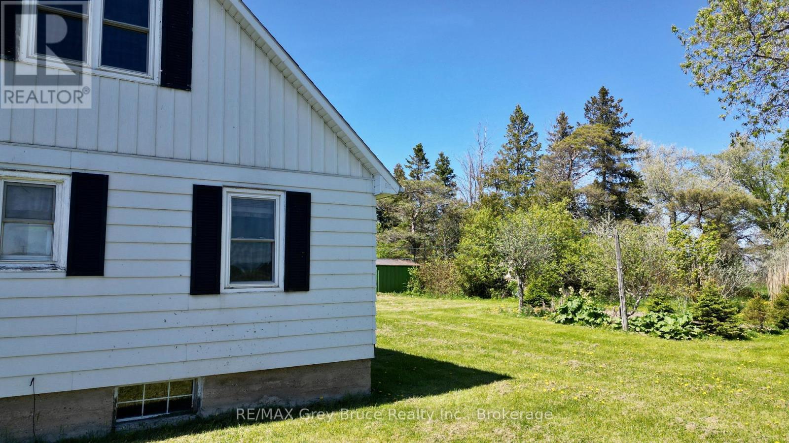 114 LINDSAY ROAD 5