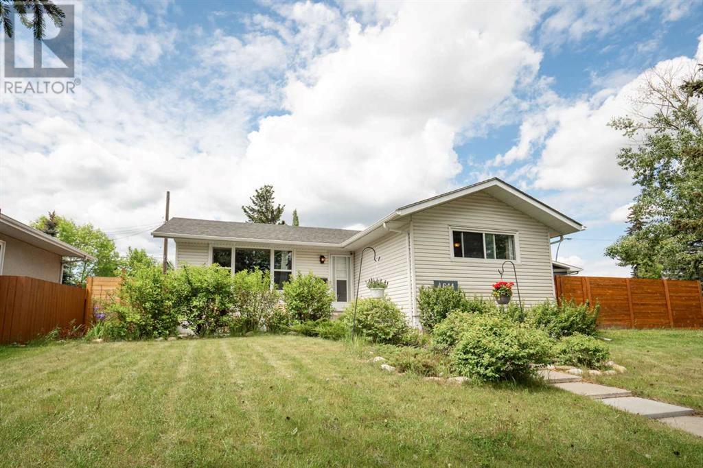 1611 Radisson Drive SE
