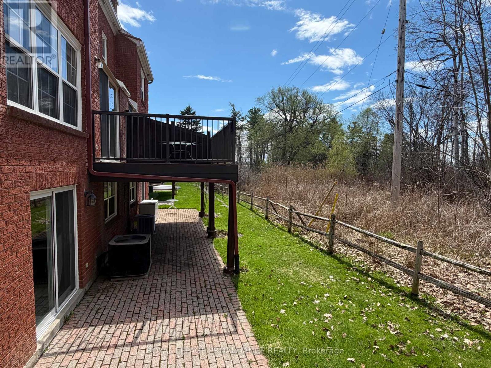 39 COUNTRY CLUB PLACE