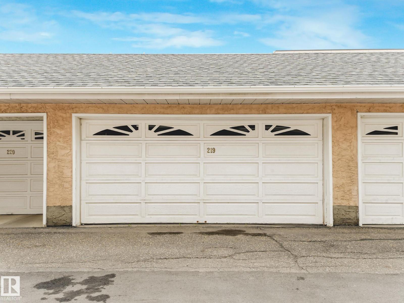#330 15499 CASTLE DOWNS RD NW