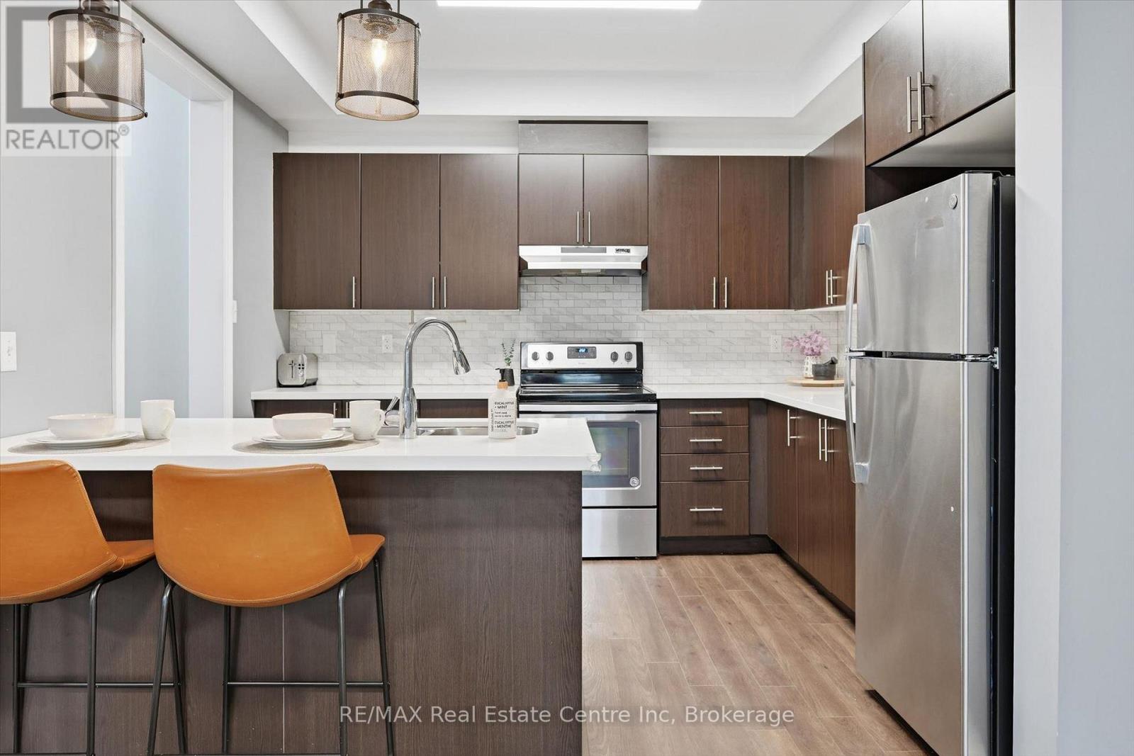 24 - 54 NISBET BOULEVARD