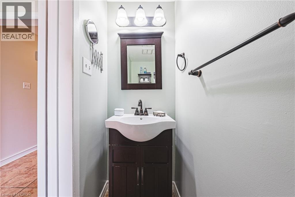 1576 NEWLANDS Crescent Unit# 60