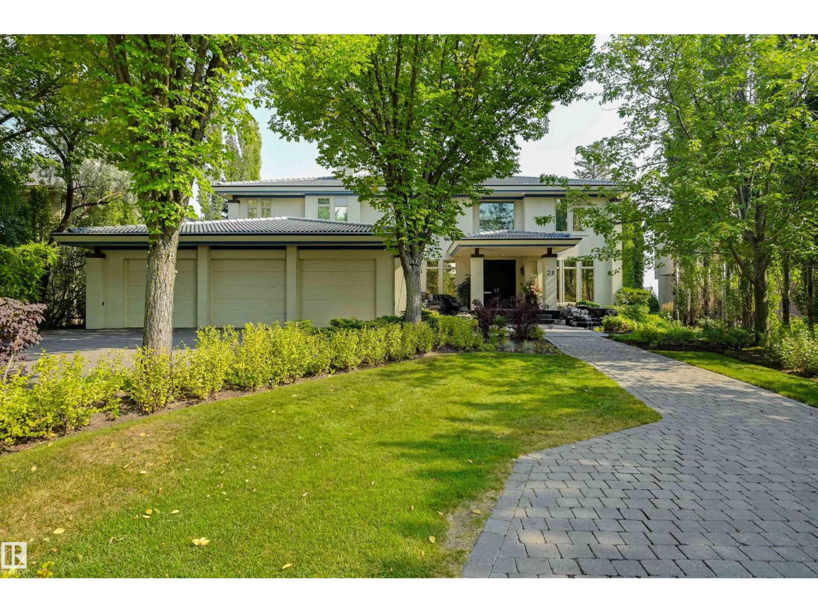 28 RIVERSIDE CR NW