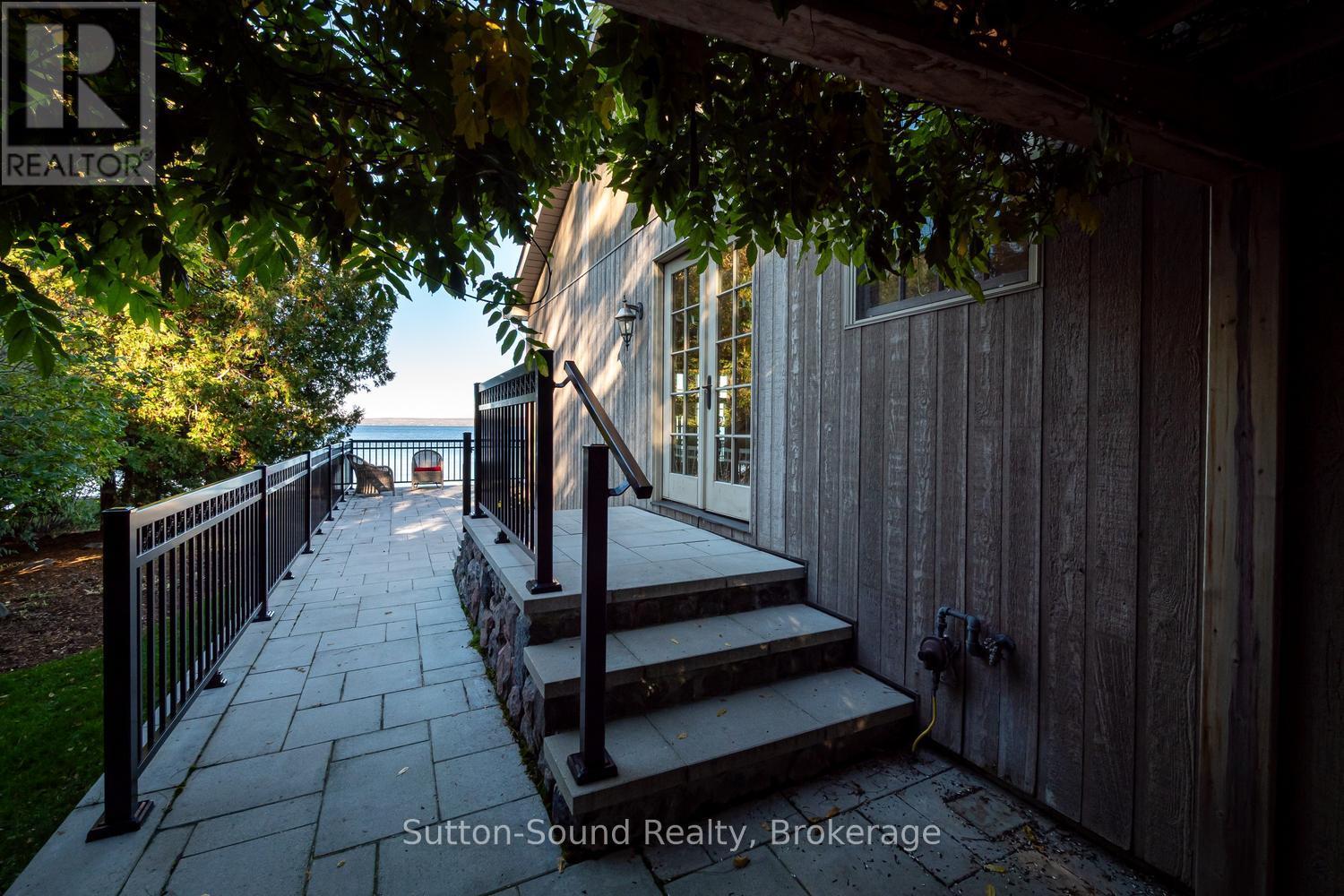 148 RAINBOW BEACH ROAD