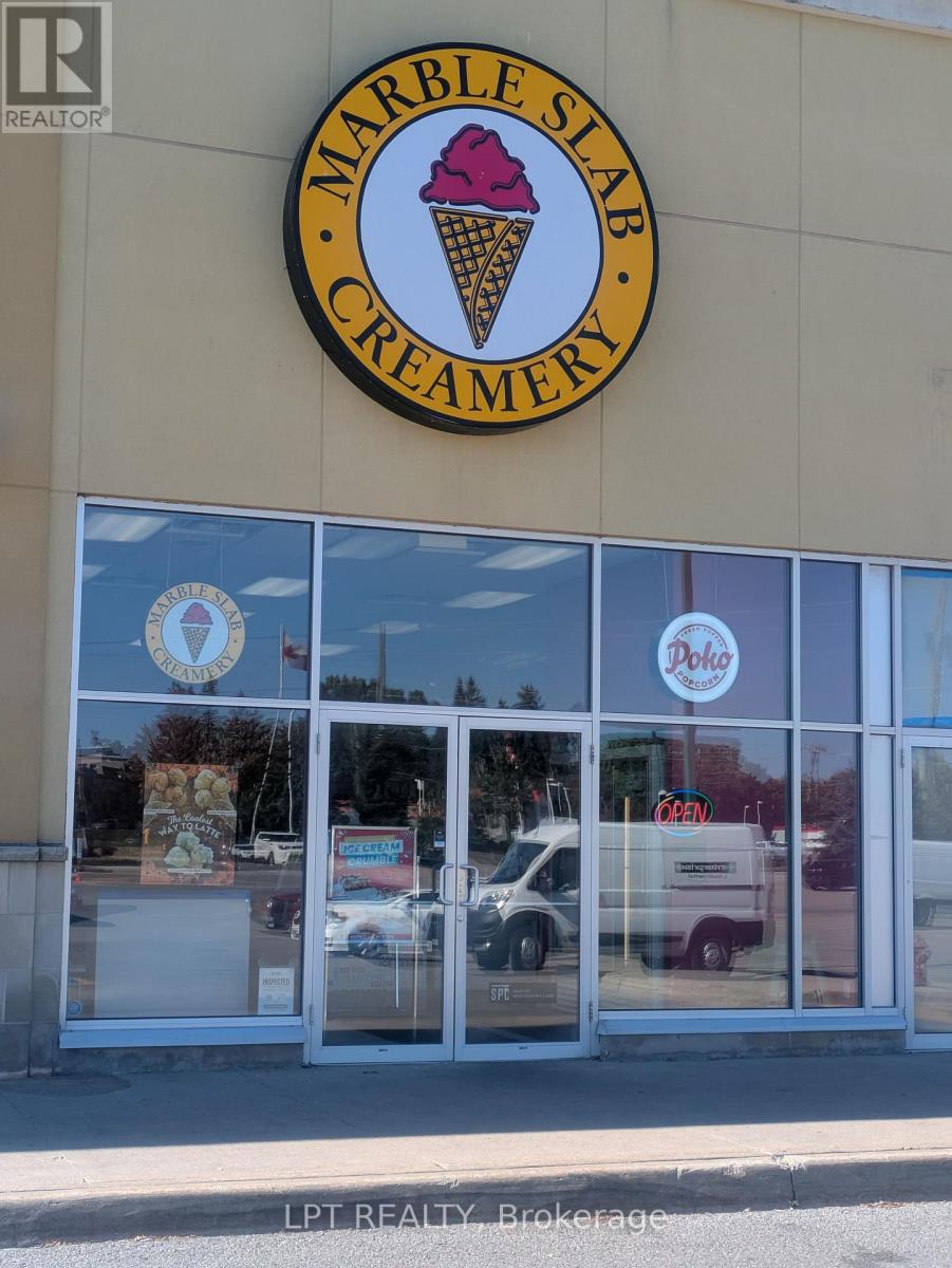 D1-A - 636 YONGE STREET