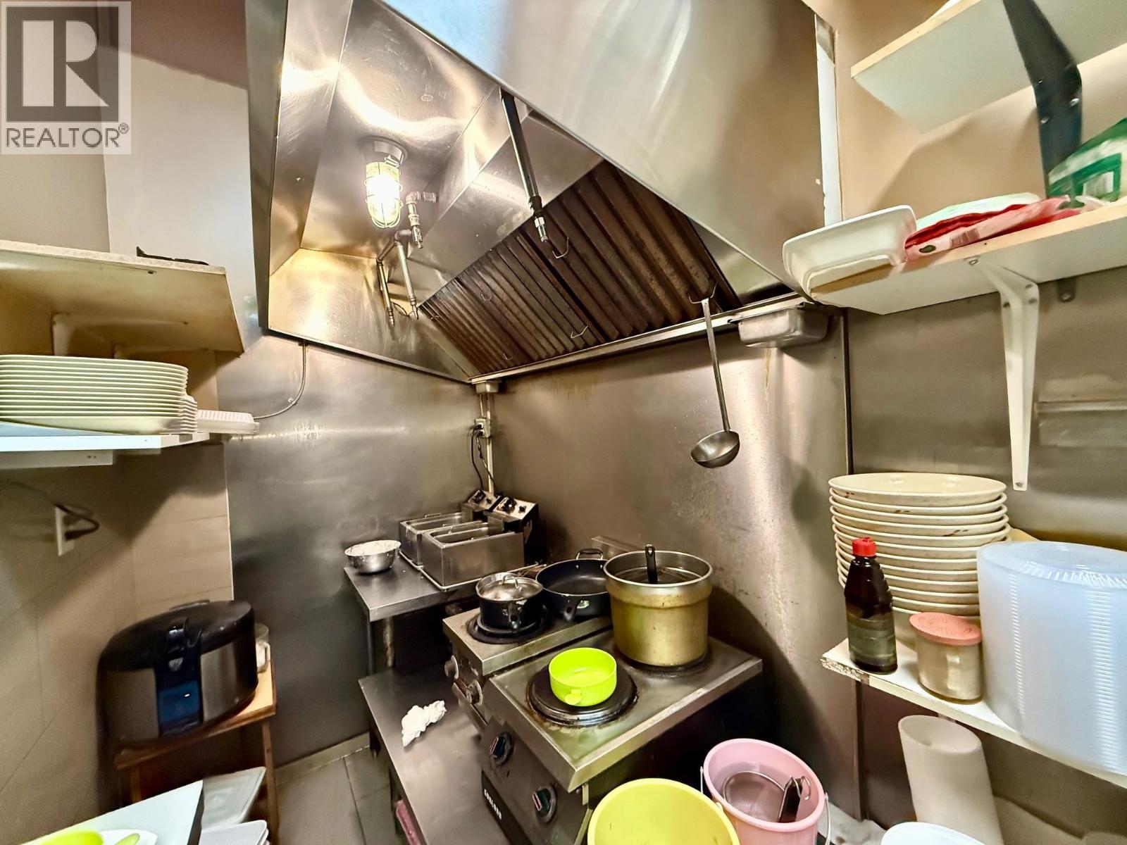 8176 GRANVILLE STREET