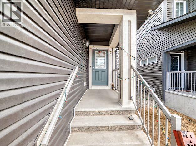 198 Lucas Heights NW