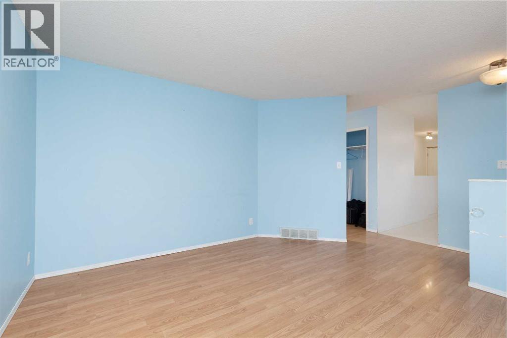 209 Mt Blakiston Road W