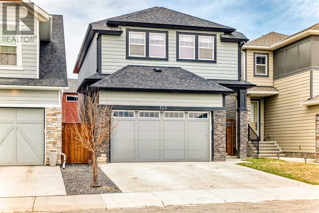 122 Legacy Glen Crescent SE