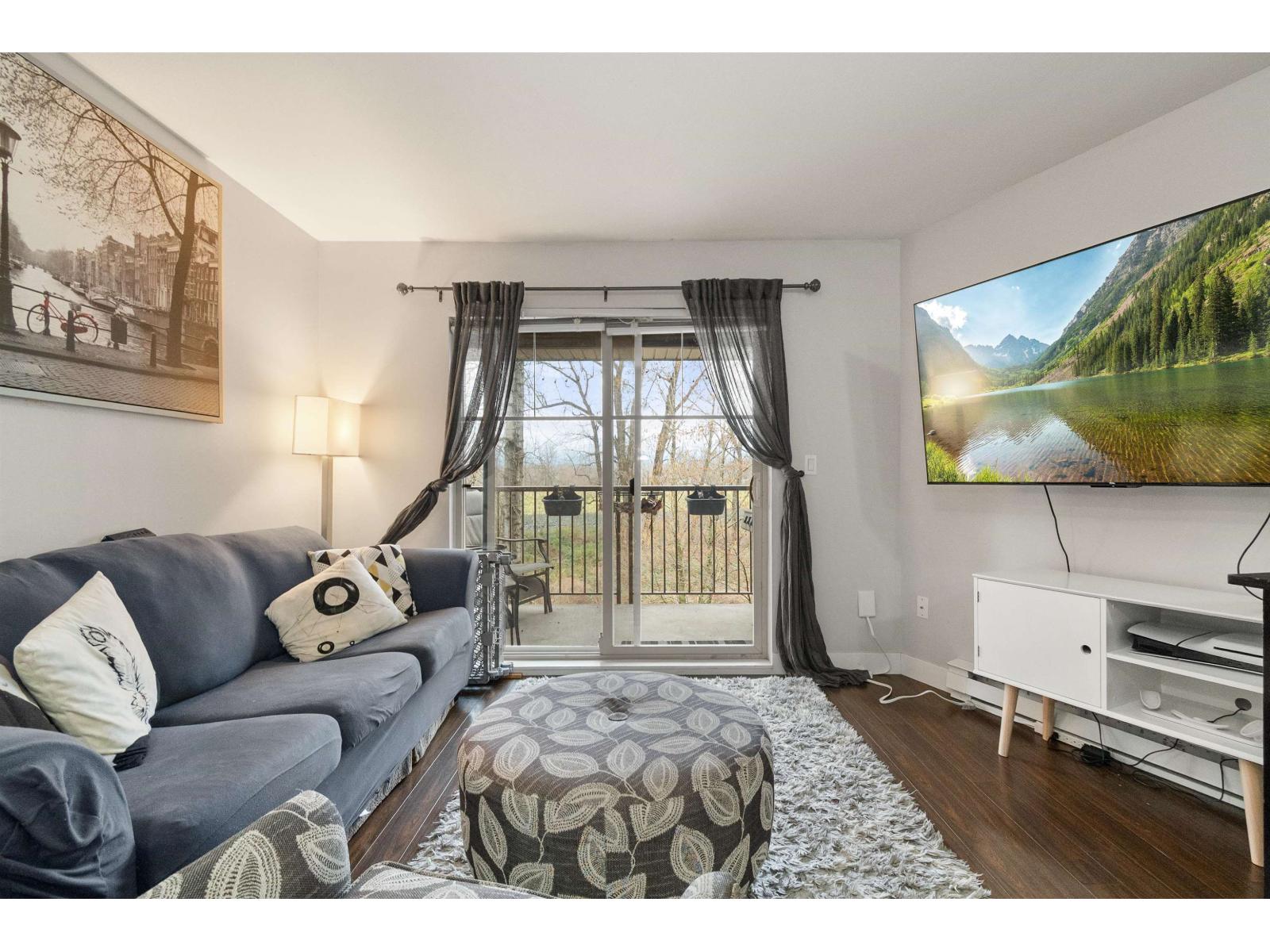 209 45567 YALE ROAD|Chilliwack Proper South