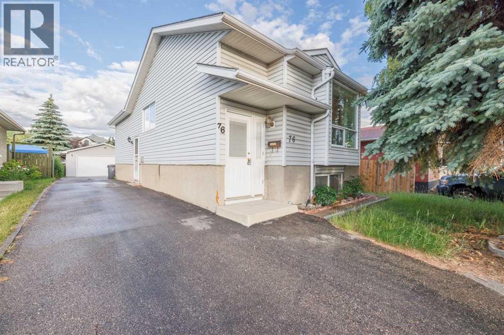 76 Doverglen Crescent SE