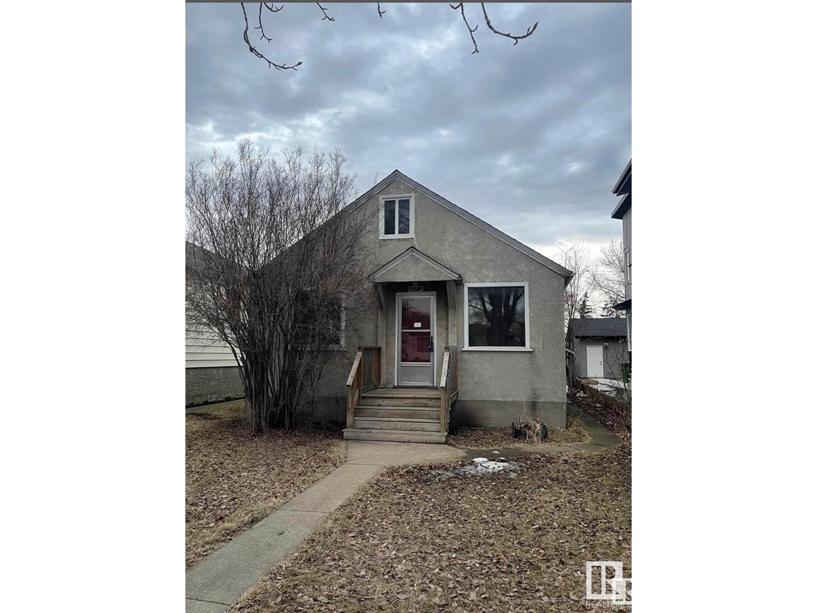 12239 101 ST NW