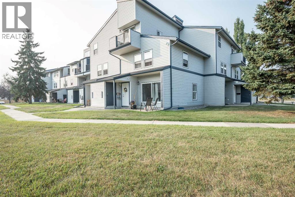 1212, 7201 Poplar Drive