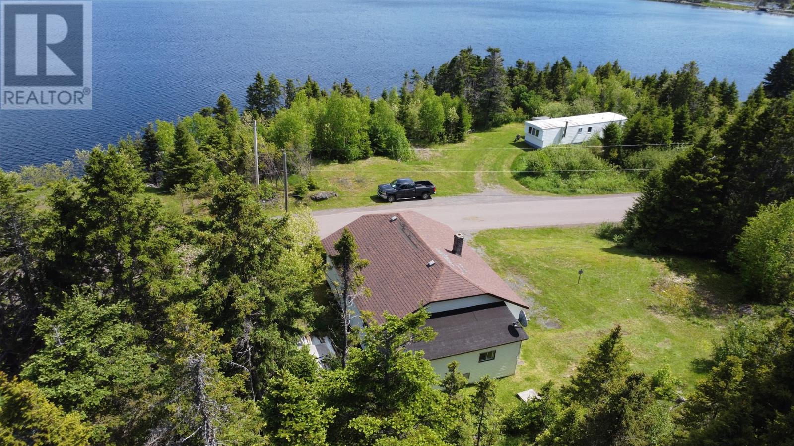 53 North Shore Road