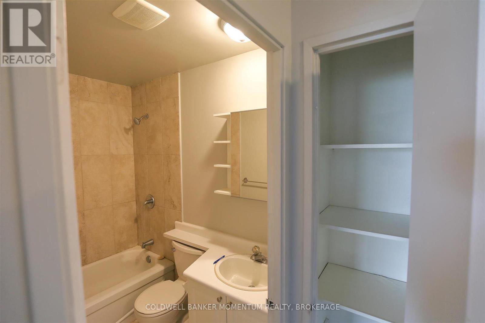 3352 LAKE SHORE BOULEVARD W