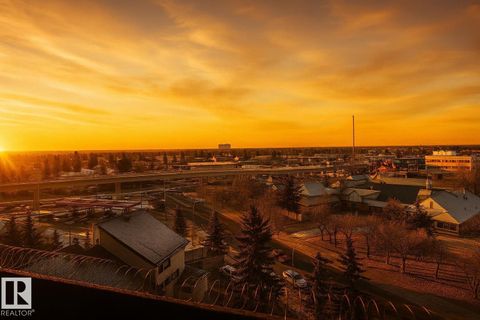 #86 8735 165 ST NW Edmonton AB T5R2R6