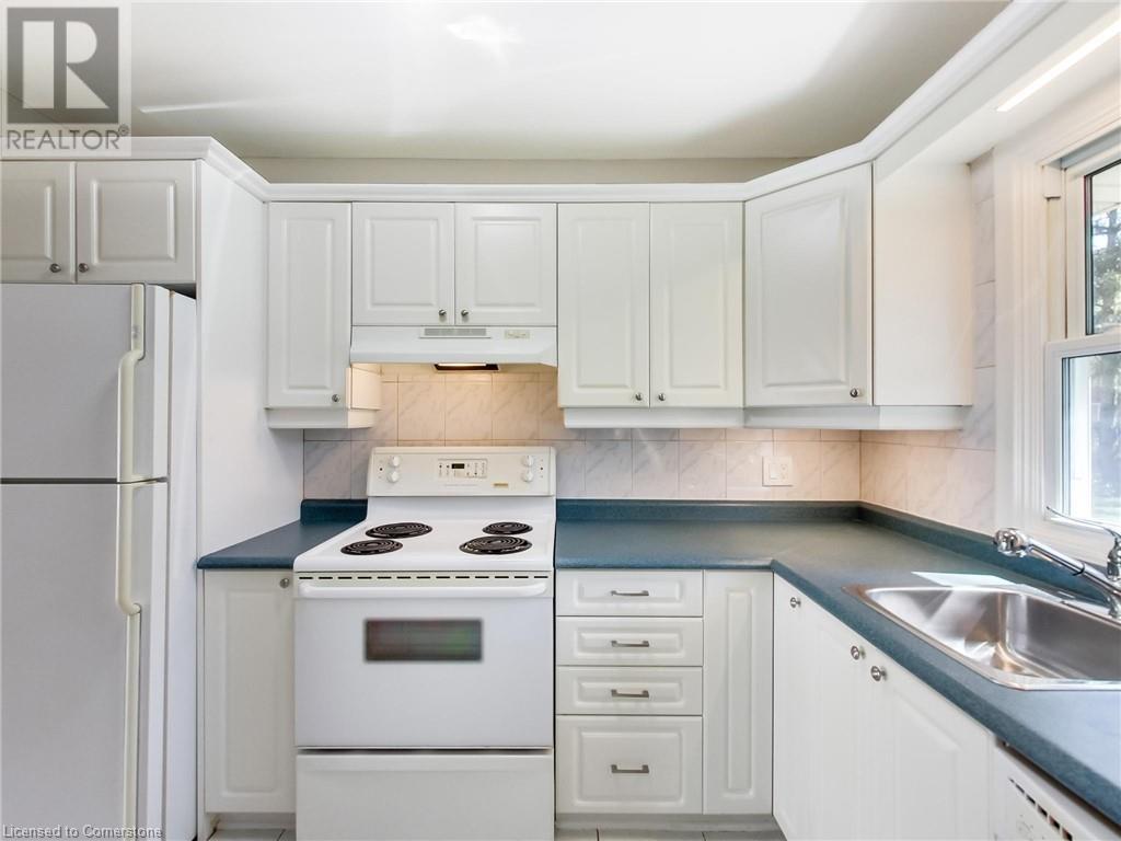 153 LIMERIDGE Road W Unit# 16