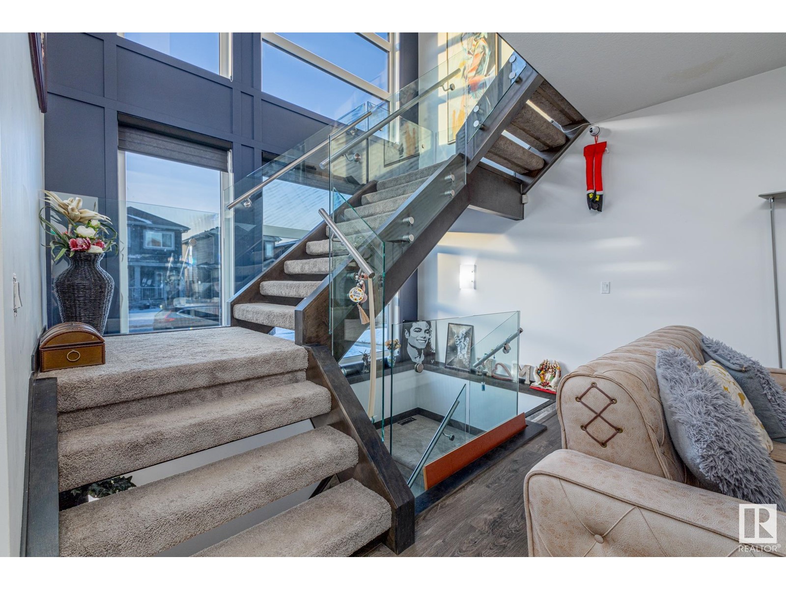 18111 75 ST NW