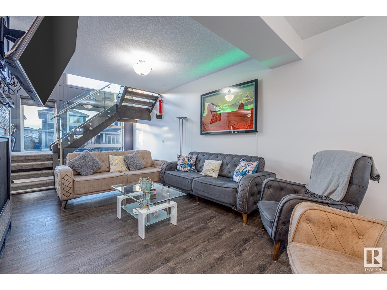 18111 75 ST NW