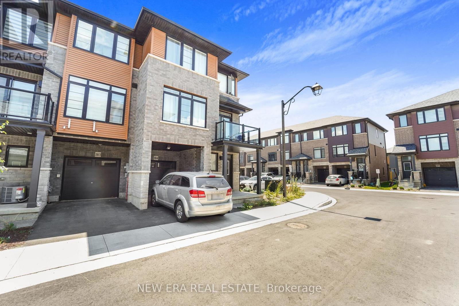 104 - 461 BLACKBURN DRIVE