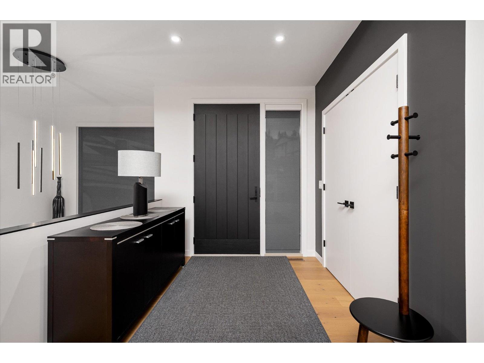 17499 Sanborn Street