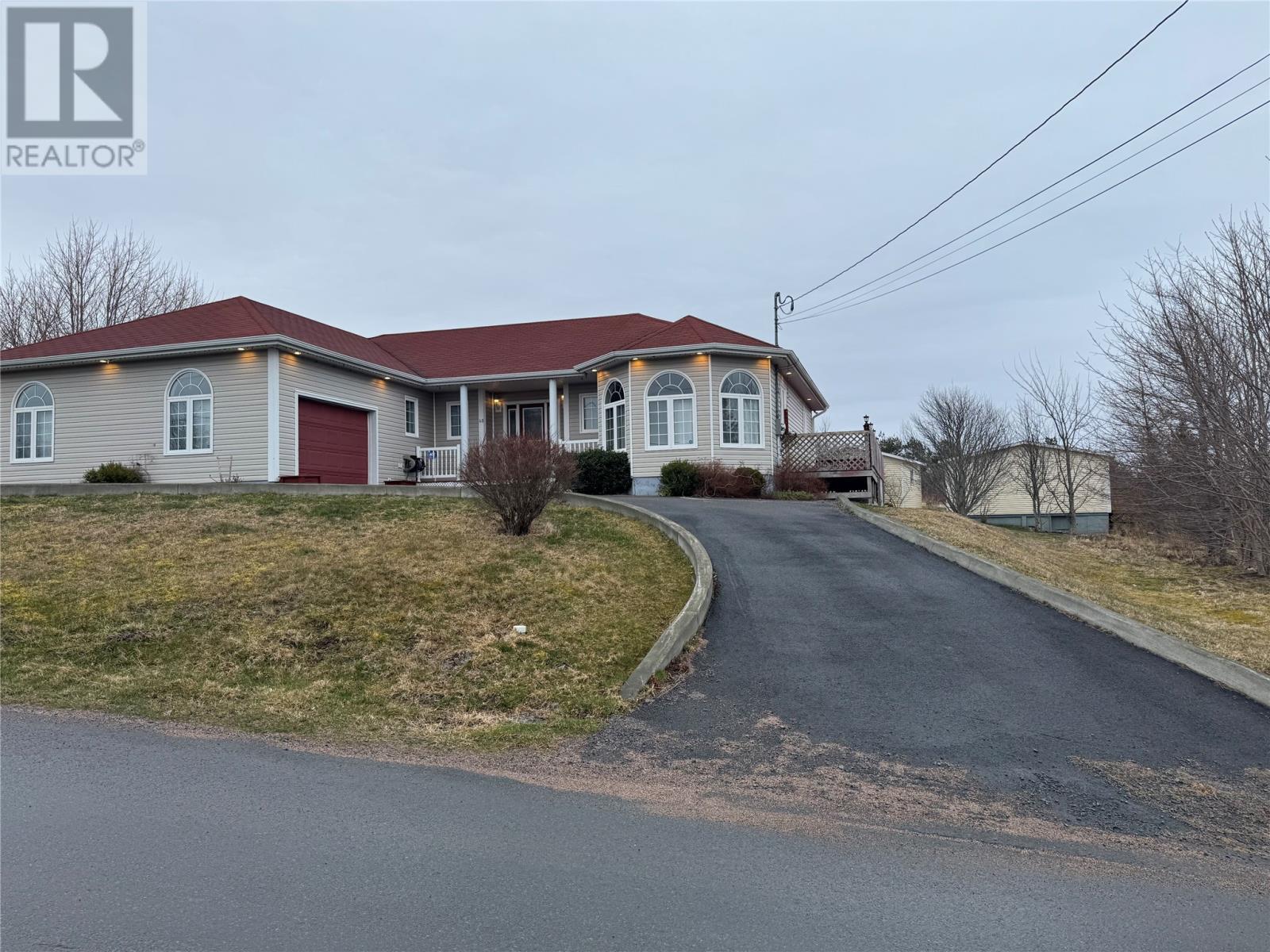 48 Long’s Hill
