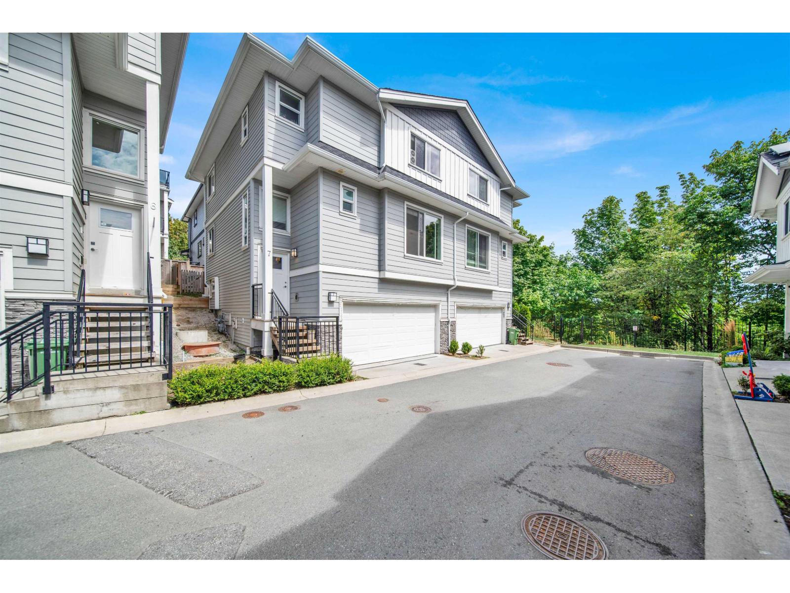 7 31548 UPPER MACLURE ROAD