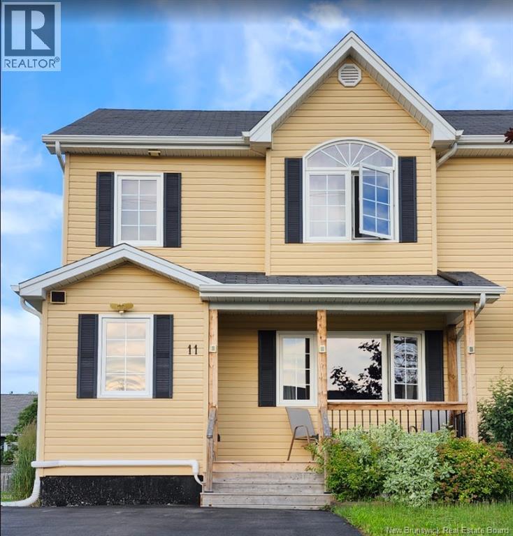 Photo 1 of 25 — 11 Carlson, Moncton, NB E1G5N4
