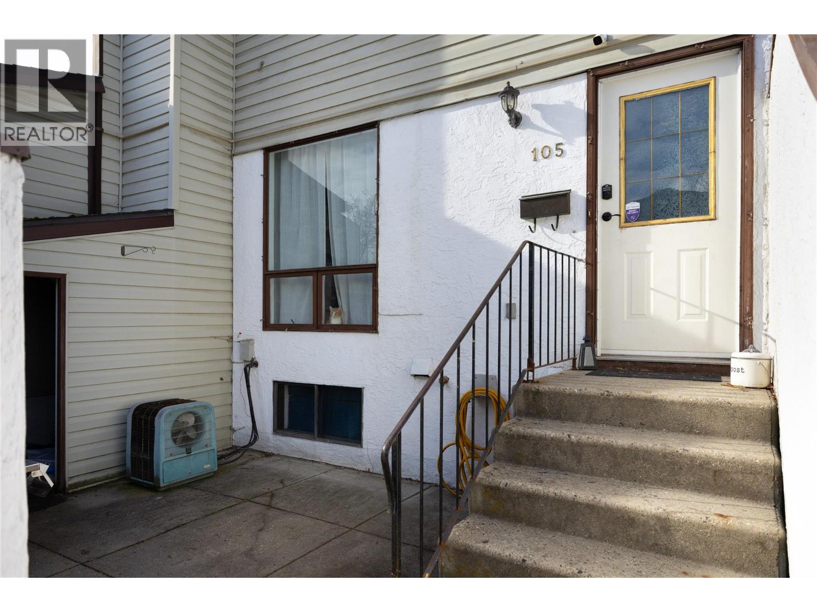 2100 43 Avenue Unit# 105